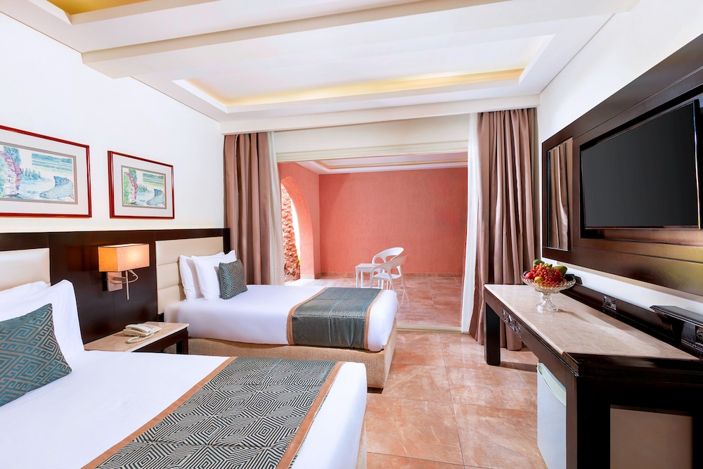 Pickalbatros Alf Leila Wa Leila Resort - Neverland Hurghada — Hotel rooms in Hurghada, Red Sea