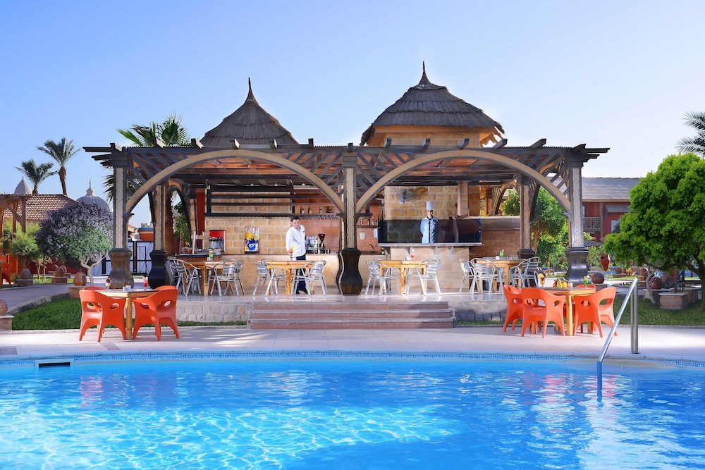 Pickalbatros Alf Leila Wa Leila Resort - Neverland Hurghada — Restaurant & bars in Hurghada, Red Sea