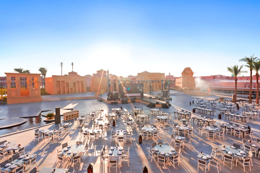 Pickalbatros Alf Leila Wa Leila Resort - Neverland Hurghada — Restaurant & bars in Hurghada, Red Sea
