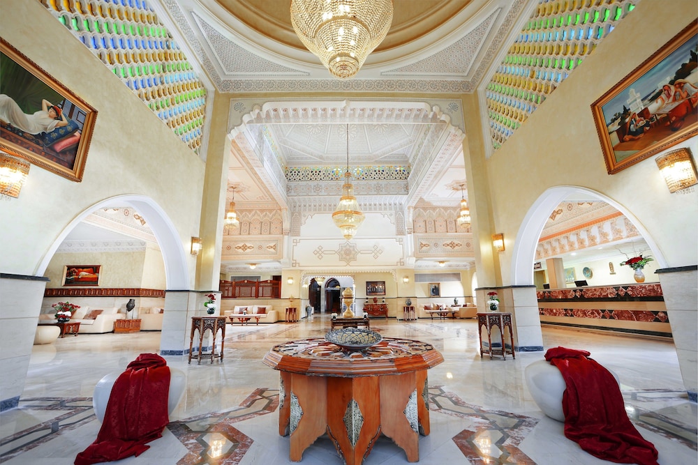 Pickalbatros Alf Leila Wa Leila Resort - Neverland Hurghada — Hotel building in Hurghada, Red Sea