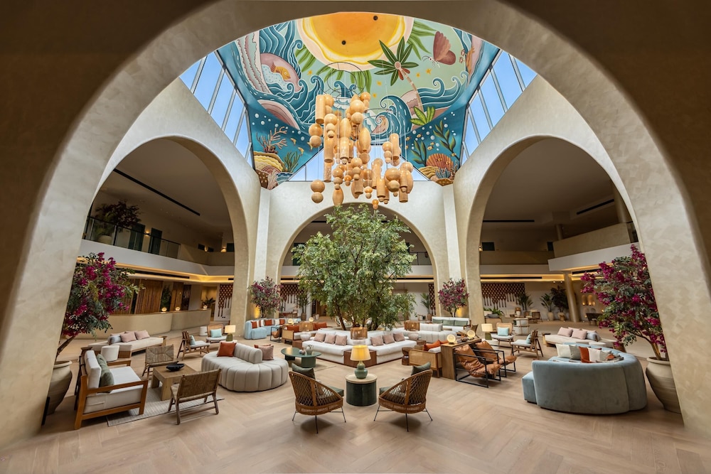Desert Rose — Hotel building in Hurghada, Red Sea