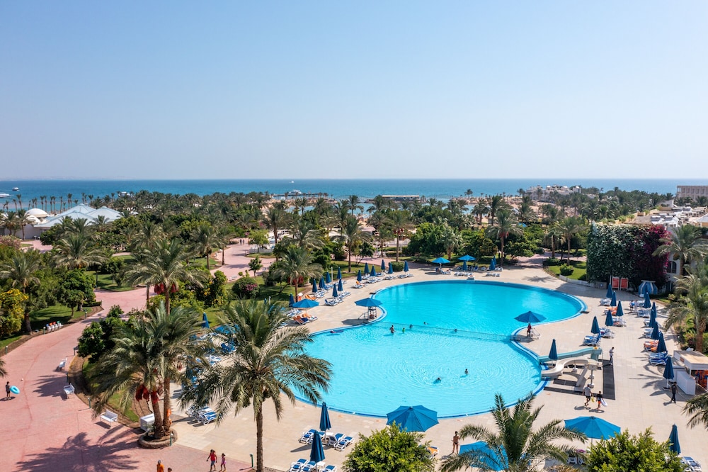 Desert Rose — Swimming pool in Hurghada, Red Sea