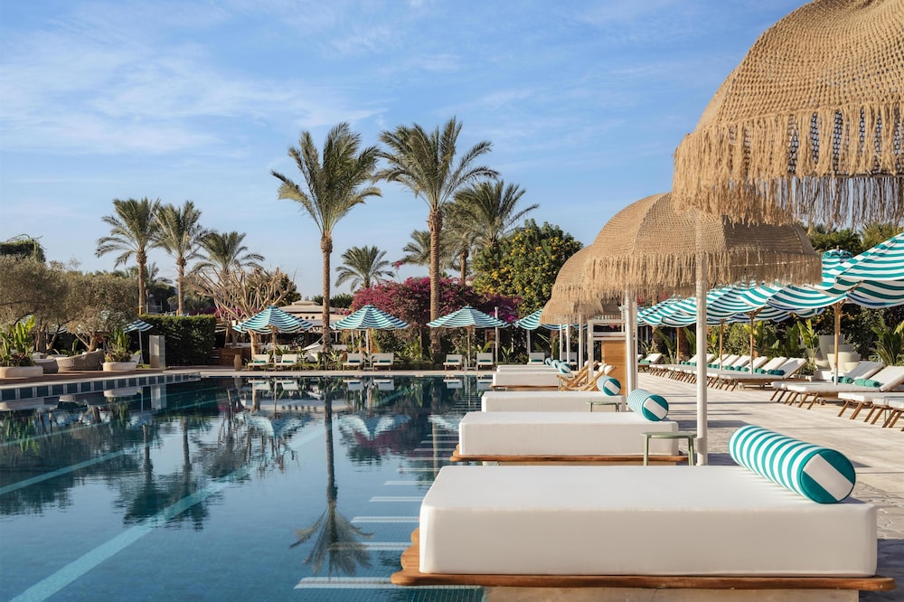 Desert Rose — Swimming pool in Hurghada, Red Sea