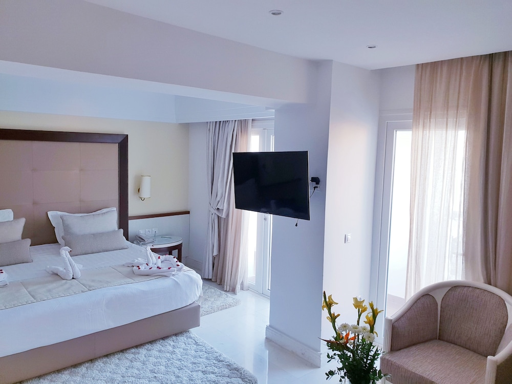 Sousse Palace Hotel & Spa — Hotel rooms in Sousse, Sousse