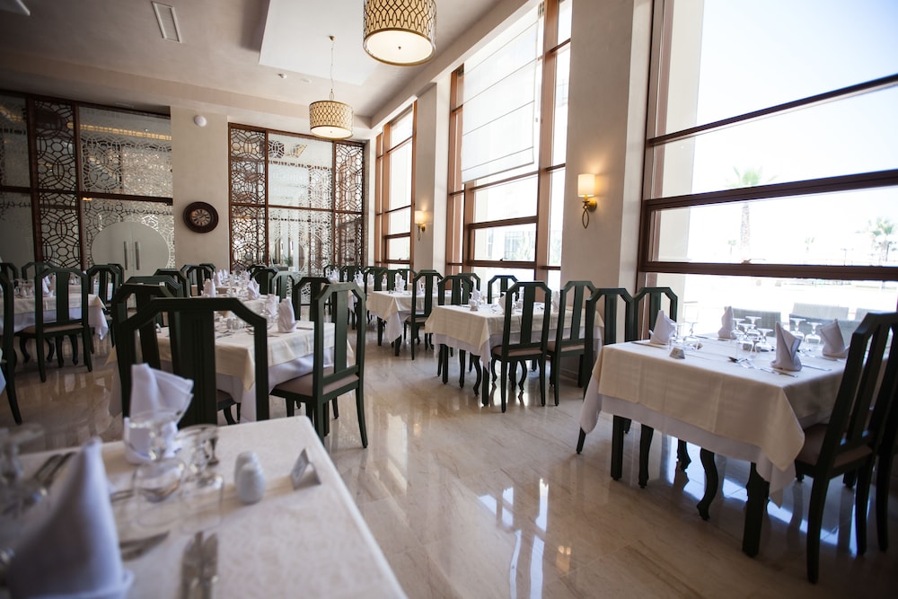 Sousse Palace Hotel & Spa — Restaurant & bars in Sousse, Sousse