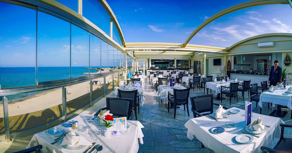 Sousse Palace Hotel & Spa — Restaurant & bars in Sousse, Sousse
