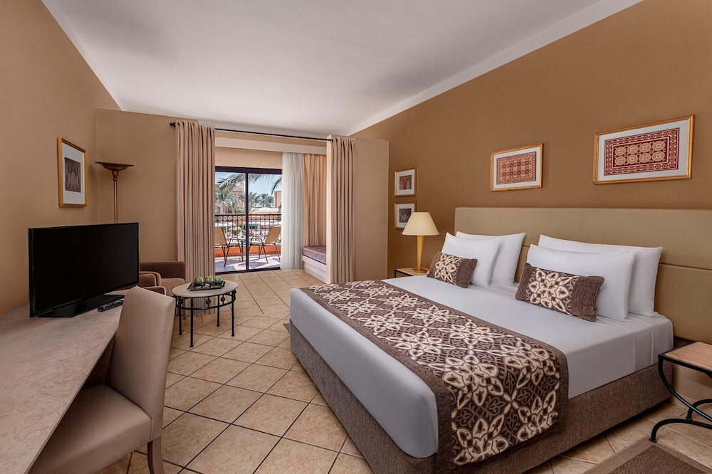 JAZ Makadi Saraya Resort - All inclusive — Hotel rooms in Makadi Bay, Red Sea