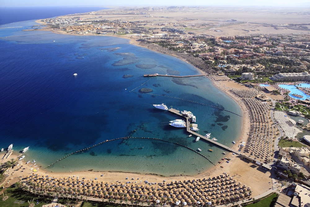 JAZ Makadi Saraya Resort - All inclusive — Beach in Makadi Bay, Red Sea