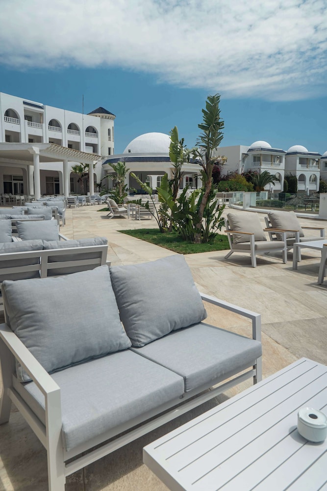 Royal Tulip Taj Sultan — Hotel building in Hammamet, Nabeul