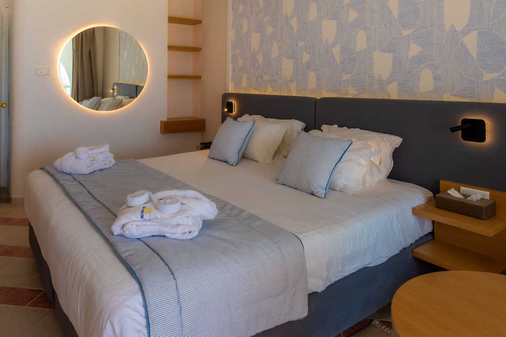 Royal Tulip Taj Sultan — Hotel rooms in Hammamet, Nabeul