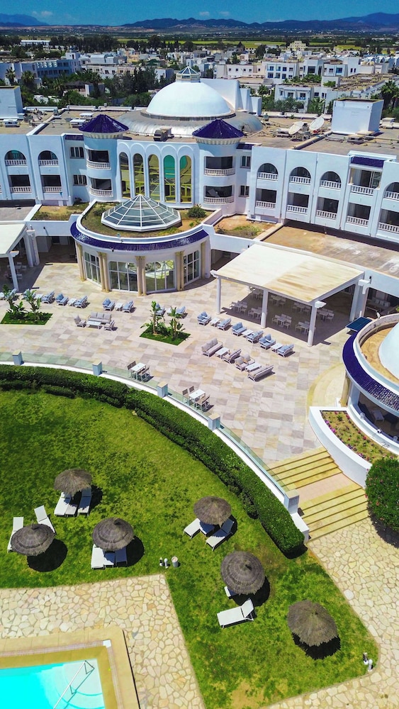 Royal Tulip Taj Sultan — Hotel building in Hammamet, Nabeul
