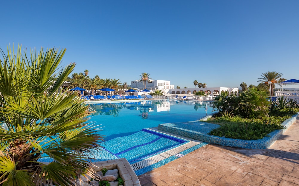 Hotel Samira Club - Caters to Couples — Main photo in Hammamet, Nabeul