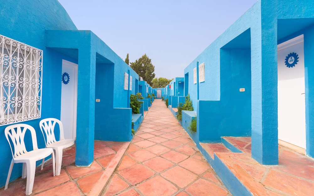 Hotel Samira Club - Caters to Couples — Hotel building in Hammamet, Nabeul