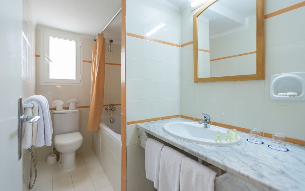 Hotel Samira Club - Caters to Couples — Hotel rooms in Hammamet, Nabeul