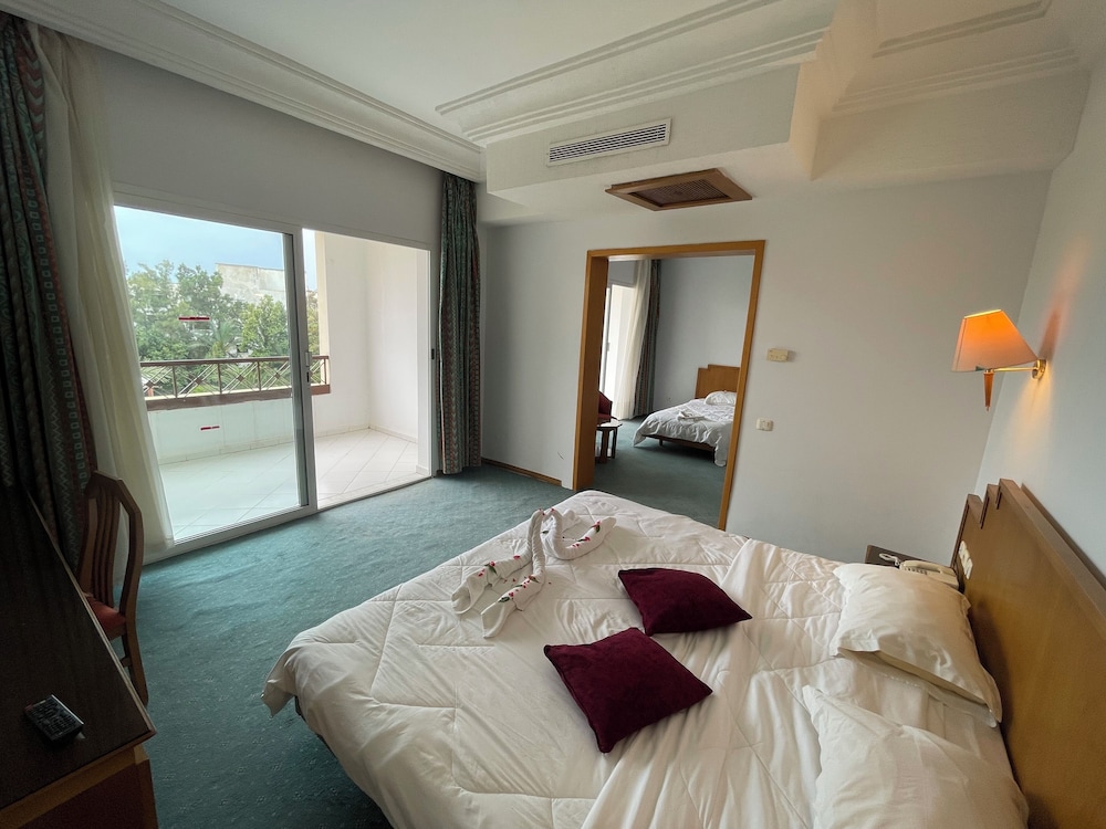 Hotel Marina Palace — Hotel rooms in Hammamet, Nabeul