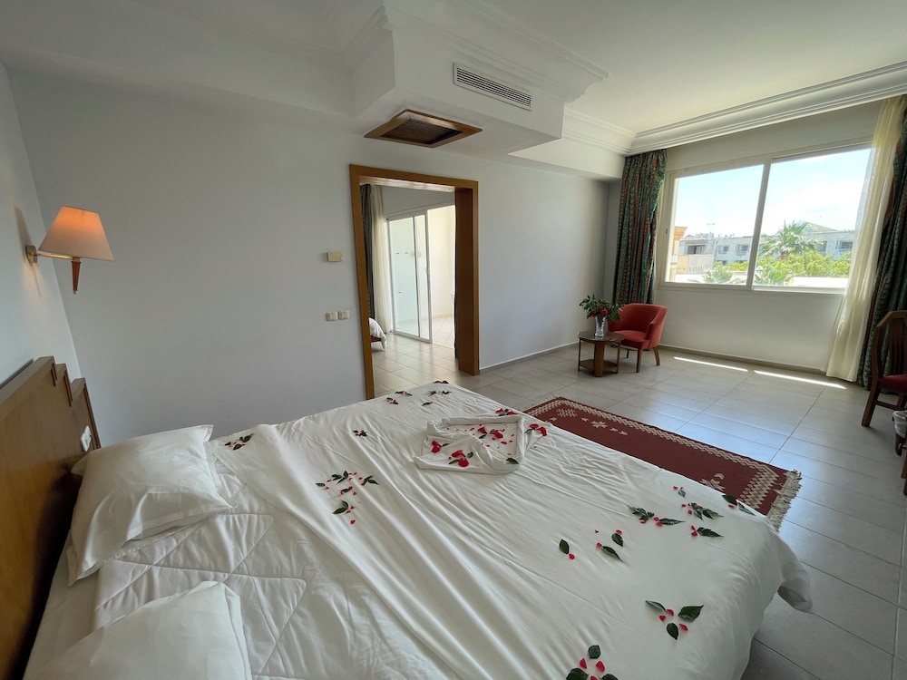 Hotel Marina Palace — Hotel rooms in Hammamet, Nabeul