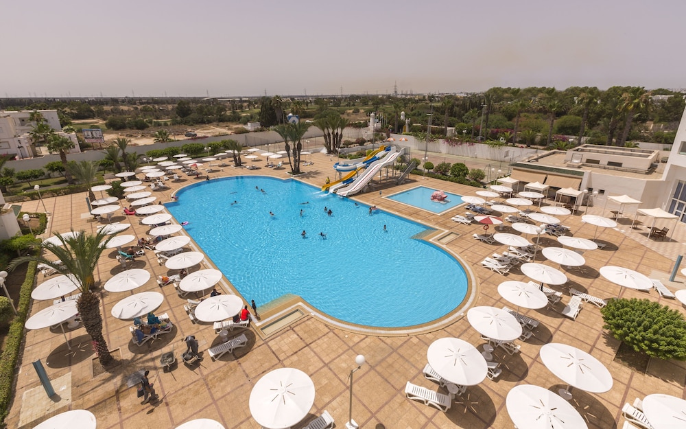 El Mouradi Skanes — View in Skanes inc. Monastir, Monastir
