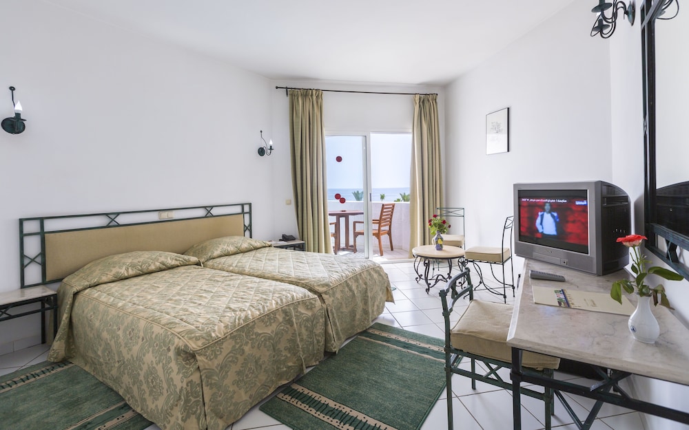 El Mouradi Skanes — Rooms in Skanes inc. Monastir, Monastir