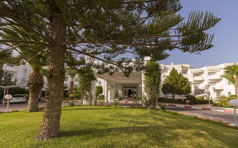 El Mouradi Skanes — Outdoor in Skanes inc. Monastir, Monastir