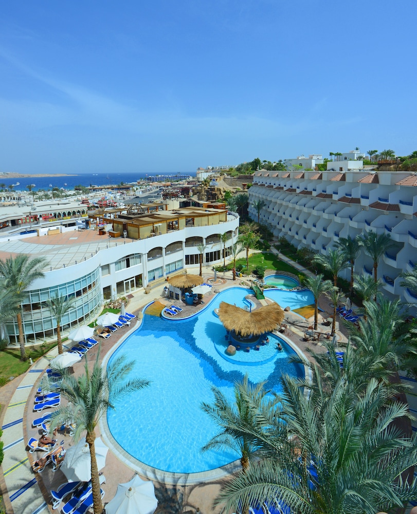 Naama Bay Hotel & Resort — Swimming pool in Sharm El Sheikh, Red Sea