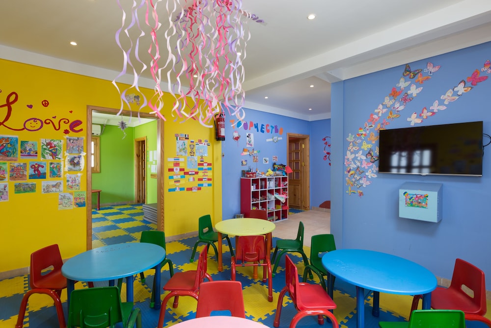 Naama Bay Hotel & Resort — Attractions for children in Sharm El Sheikh, Red Sea