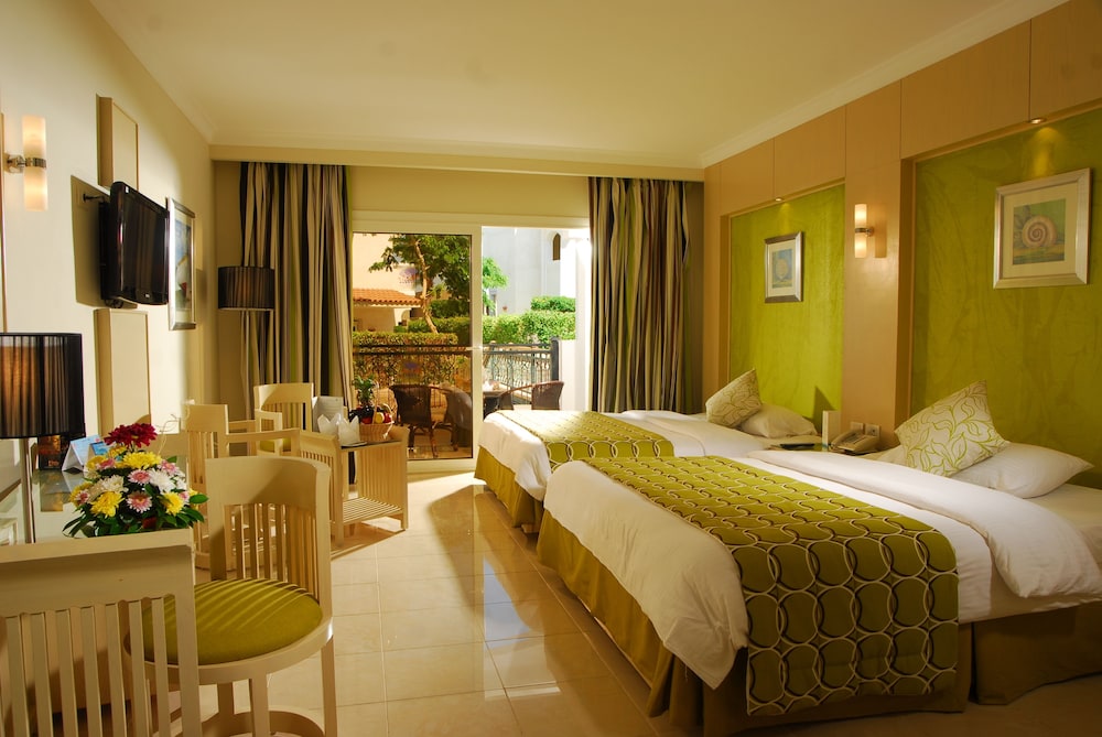 Naama Bay Hotel & Resort — Hotel rooms in Sharm El Sheikh, Red Sea
