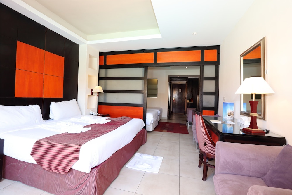 Rehana Royal Beach Resort - Aquapark & Spa - Families & Couples Only -  Premium Ultra All-Inclusive 24H — Hotel rooms in Sharm El Sheikh, Red Sea