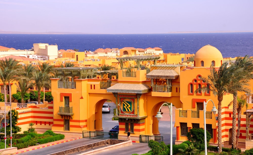 Rehana Royal Beach Resort - Aquapark & Spa - Families & Couples Only -  Premium Ultra All-Inclusive 24H — Hotel building in Sharm El Sheikh, Red Sea