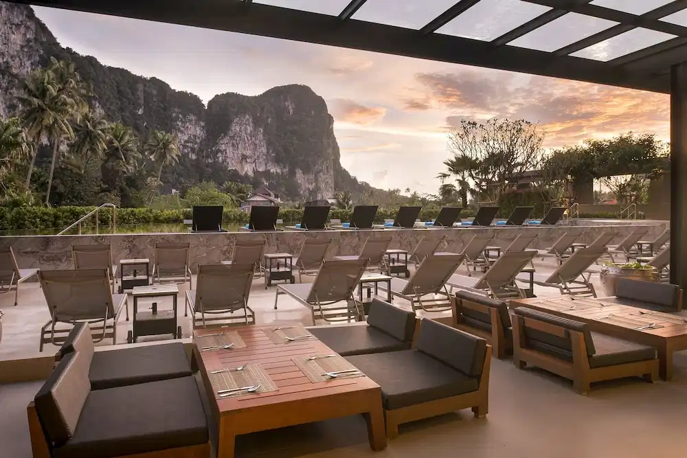 Centara Life Phu Pano Krabi — Restaurant & bars in Ao Nang, Krabi