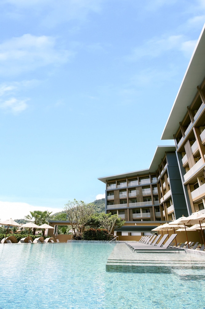 Centara Life Phu Pano Krabi — Hotel building in Ao Nang, Krabi