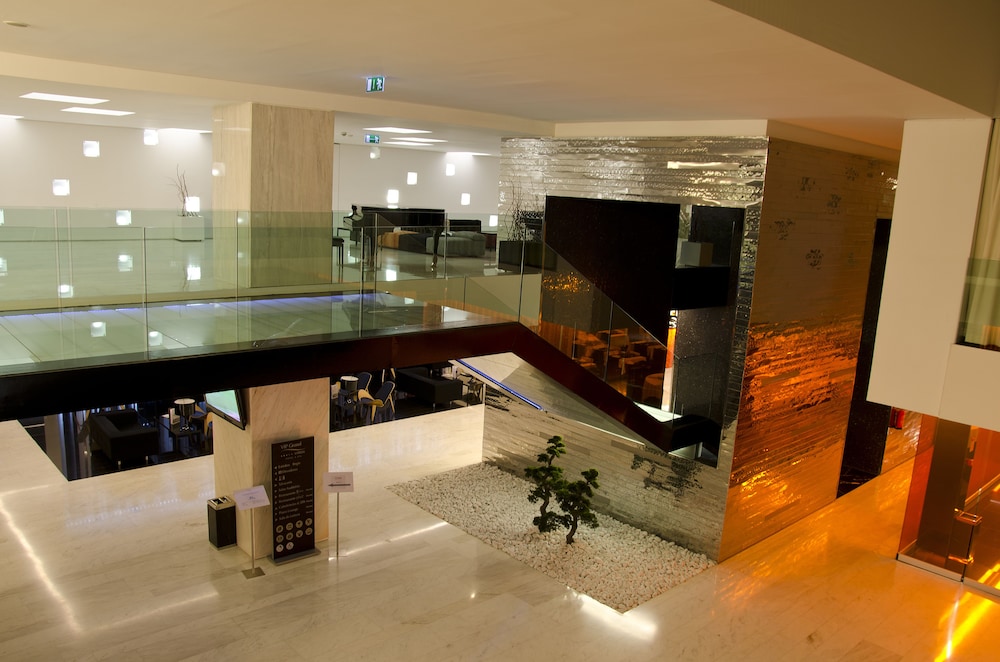 VIP Grand Lisboa Hotel & Spa — Hotel building in Lisbon, Lisboa