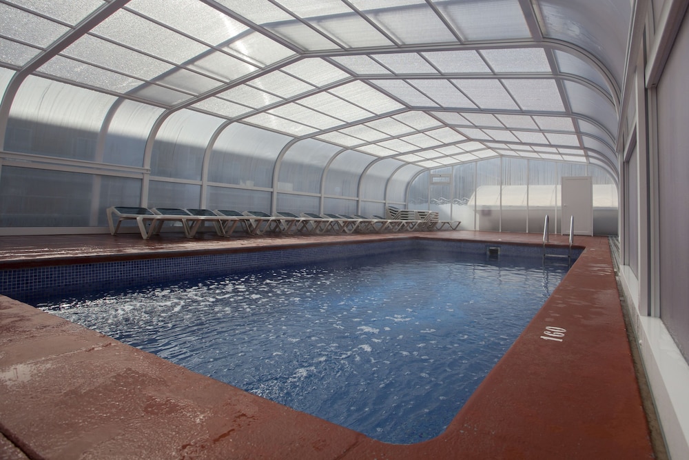 Hotel Maria del Mar — Swimming pool in Lloret de Mar, Catalonia