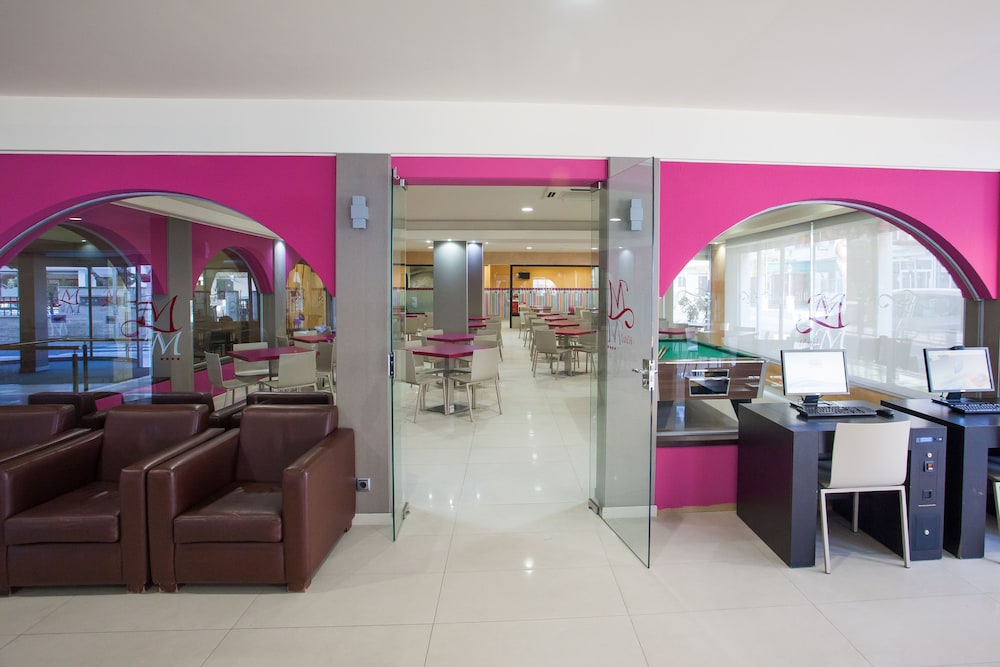 Hotel Maria del Mar — Restaurant & bars in Lloret de Mar, Catalonia