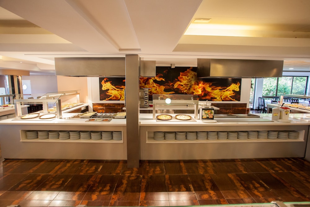 Hotel Maria del Mar — Restaurant & bars in Lloret de Mar, Catalonia