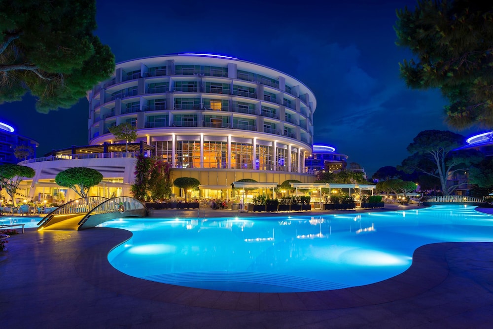 Calista Luxury Resort - All Inclusive — Hotel building in Belek