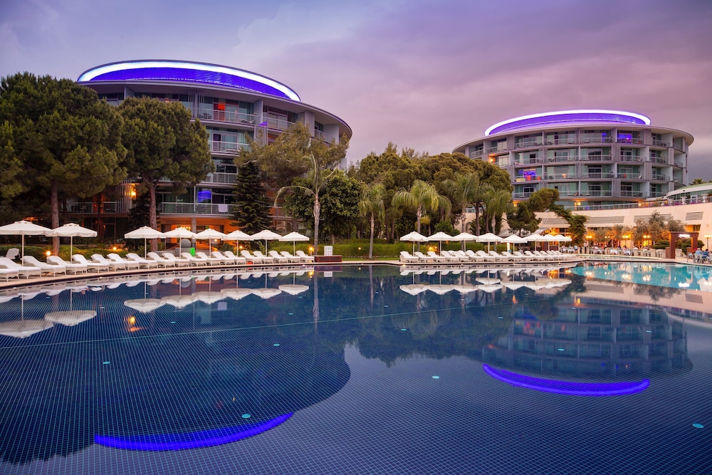 Calista Luxury Resort - All Inclusive — Swimming pool in Belek
