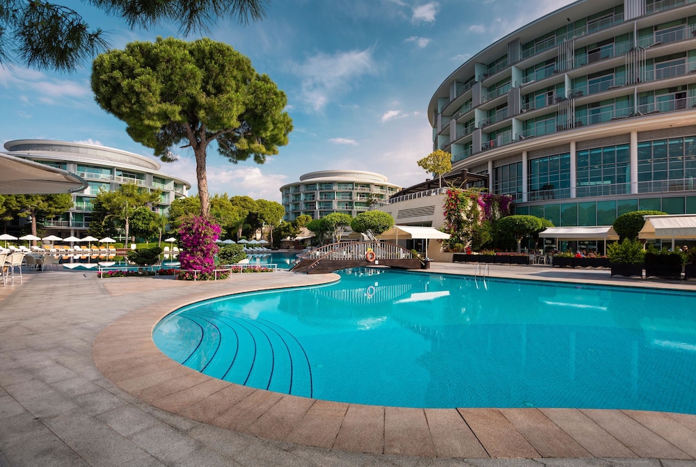 Calista Luxury Resort - All Inclusive — Swimming pool in Belek
