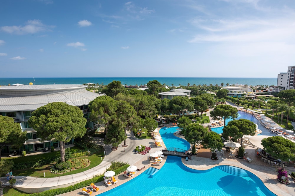 Calista Luxury Resort - All Inclusive — Swimming pool in Belek