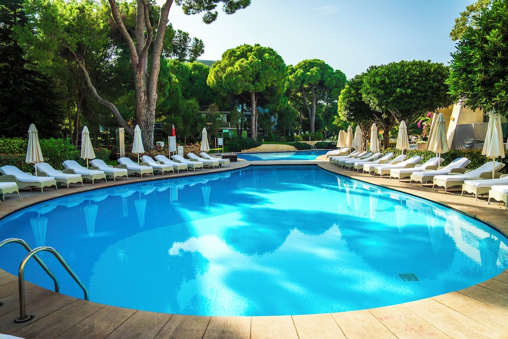 Calista Luxury Resort - All Inclusive — Swimming pool in Belek