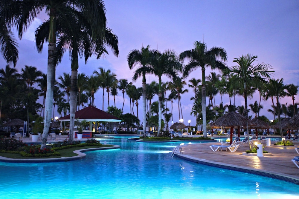 Bahia Principe Explore La Romana - Hyatt Inclusive Collection - All Inclusive — Swimming pool in San Pedro de Macoris, San Pedro de Macorís