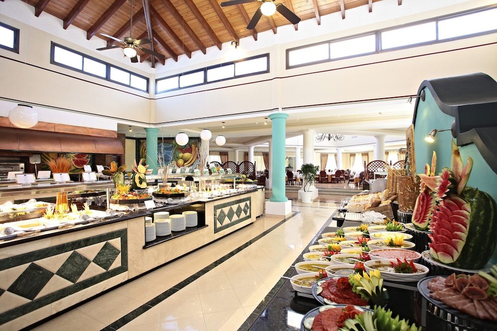 Bahia Principe Explore La Romana - Hyatt Inclusive Collection - All Inclusive — Restaurant & bars in San Pedro de Macoris, San Pedro de Macorís