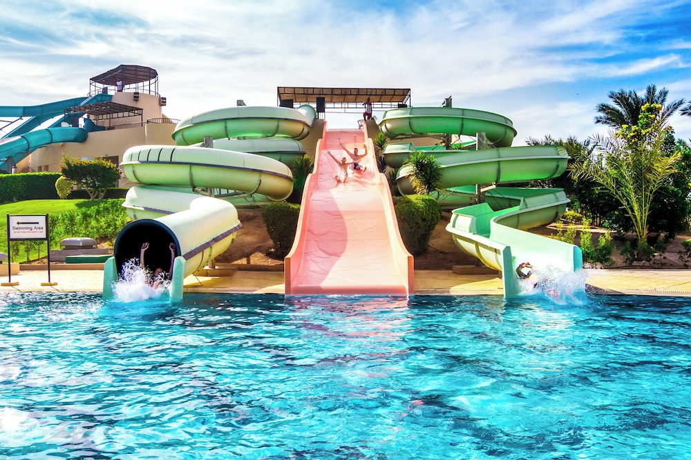JAZ Neo Dar El Madina — Swimming pool in El Quseir, Red Sea