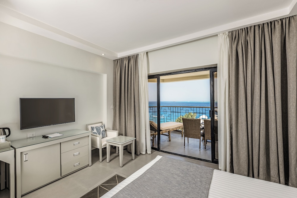 SUNRISE Holidays Resort - Adults Only - All inclusive — Rooms in Hurghada, Red Sea