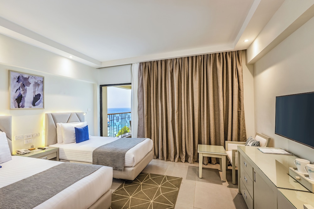 SUNRISE Holidays Resort - Adults Only - All inclusive — Rooms in Hurghada, Red Sea