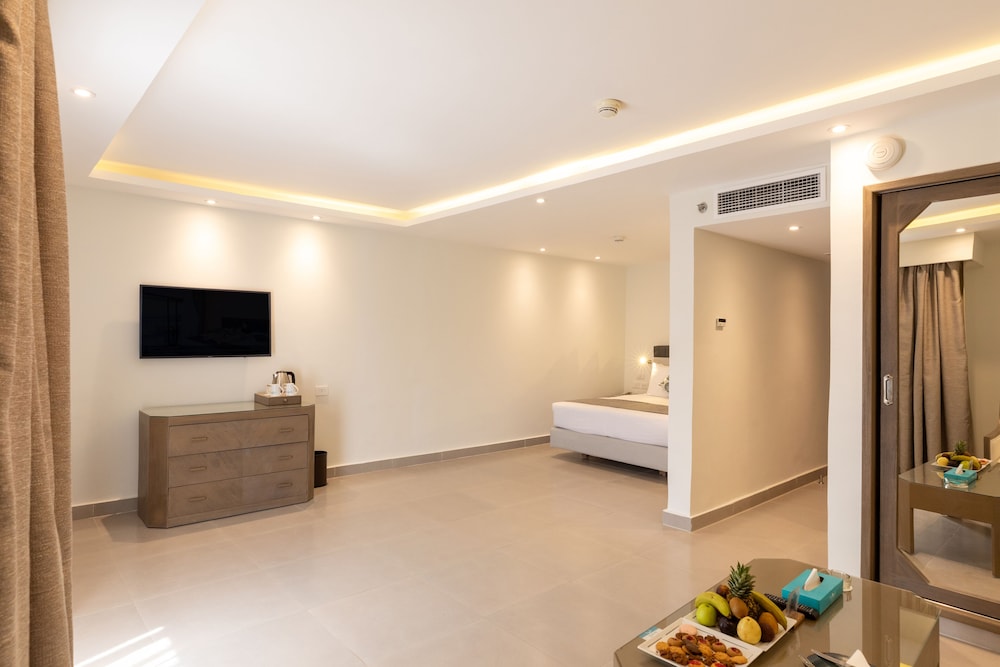 SUNRISE Holidays Resort - Adults Only - All inclusive — Rooms in Hurghada, Red Sea
