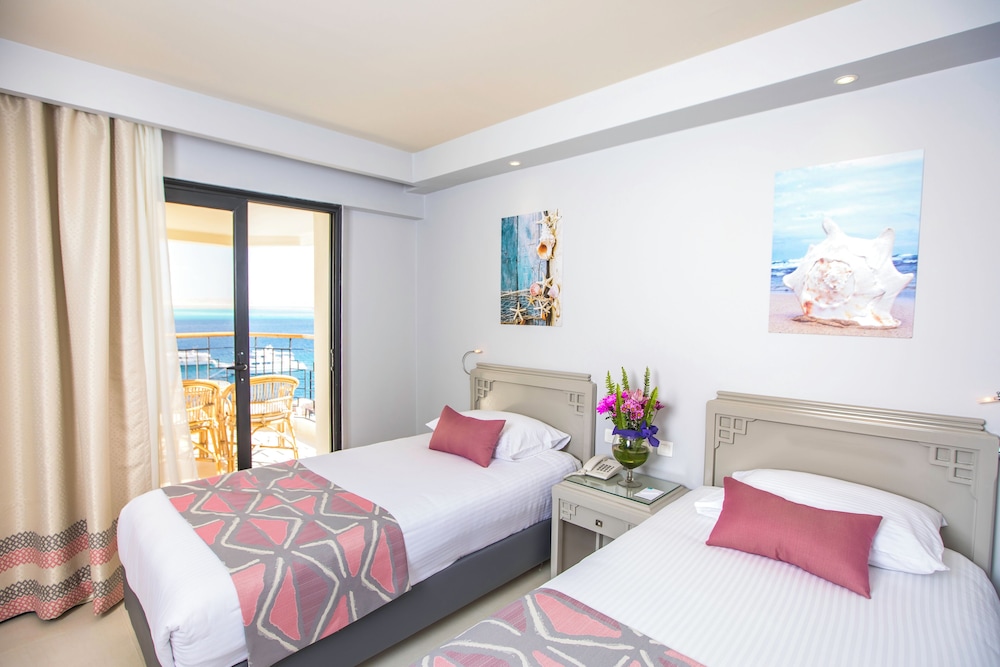 SUNRISE Holidays Resort - Adults Only - All inclusive — Rooms in Hurghada, Red Sea