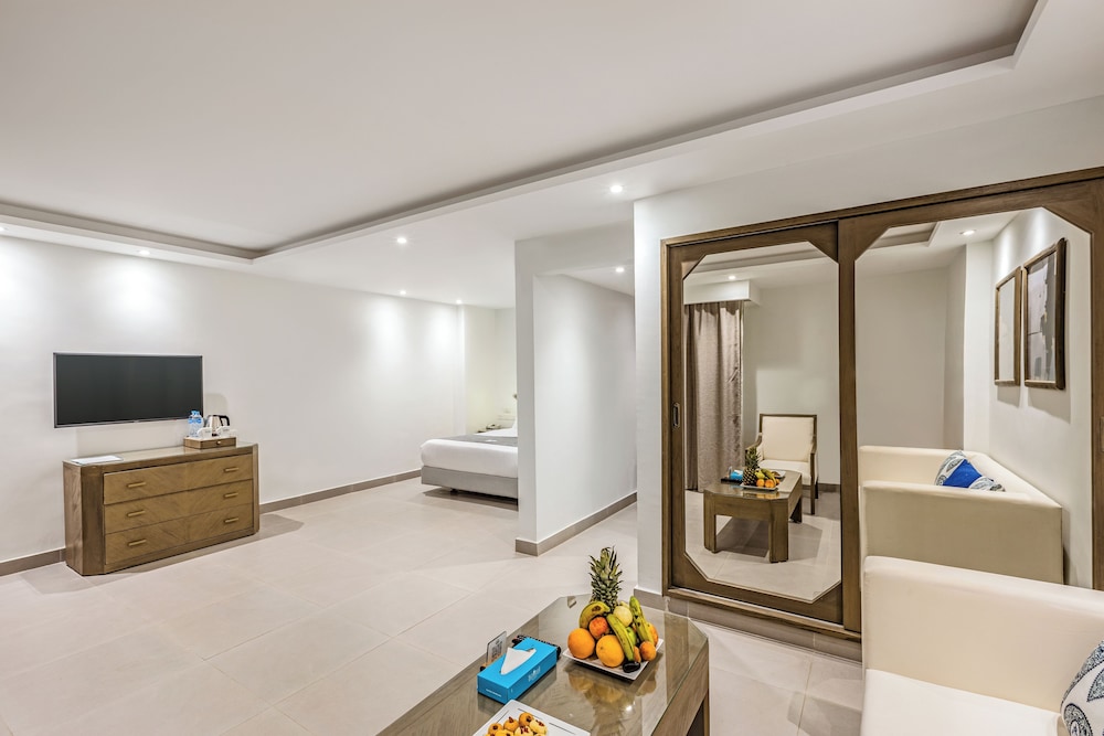 SUNRISE Holidays Resort - Adults Only - All inclusive — Rooms in Hurghada, Red Sea