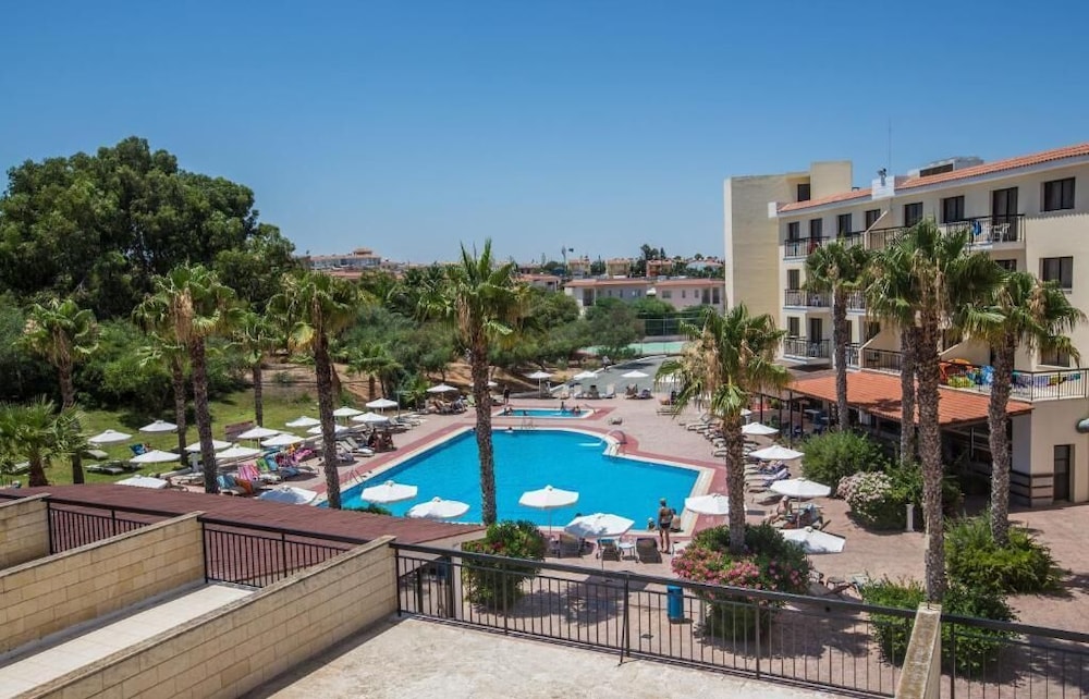 Tsokkos Gardens Hotel — Swimming pool in Protaras, Famagusta Region
