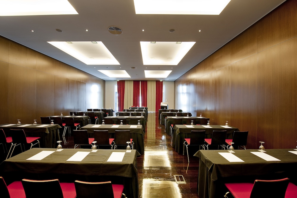 Vila Gale Lagos Resort Hotel — Restaurant & bars in Lagos, Faro