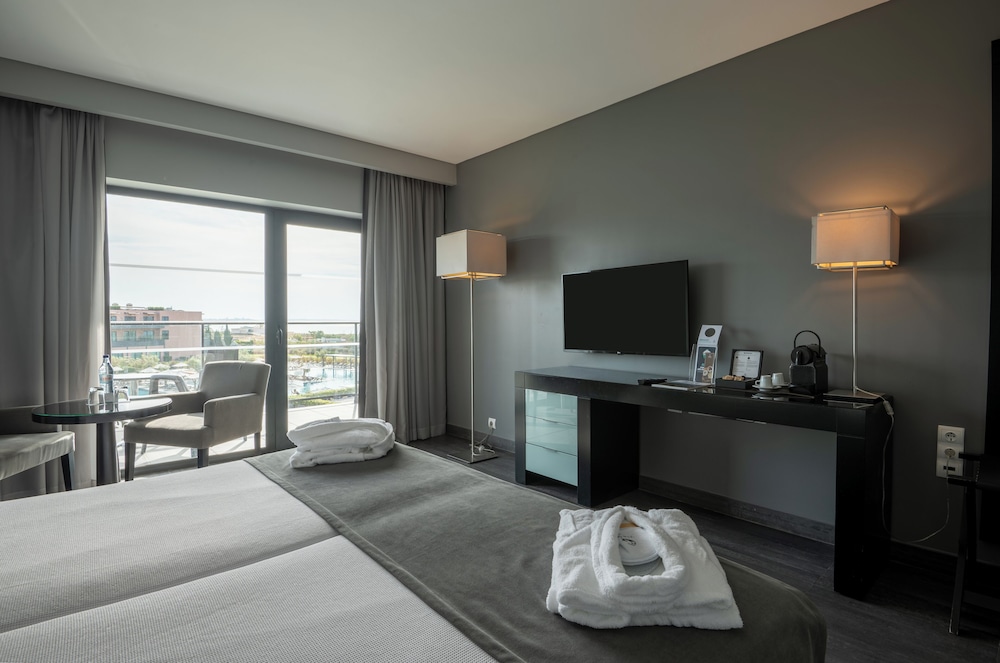 Vila Gale Lagos Resort Hotel — Hotel rooms in Lagos, Faro